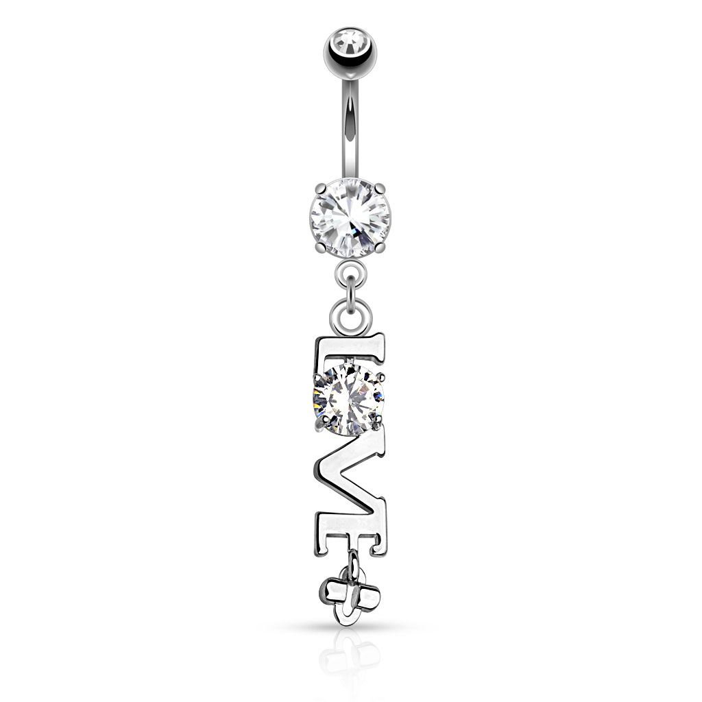Köldök piercing love feliratú medállal és kővel